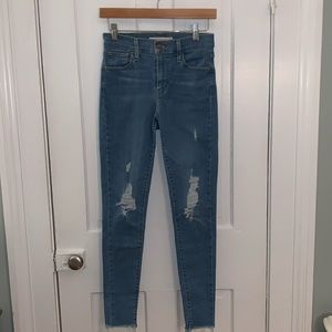 LEVI’S 720 HIGH RISE SUPER SKINNY JEANS